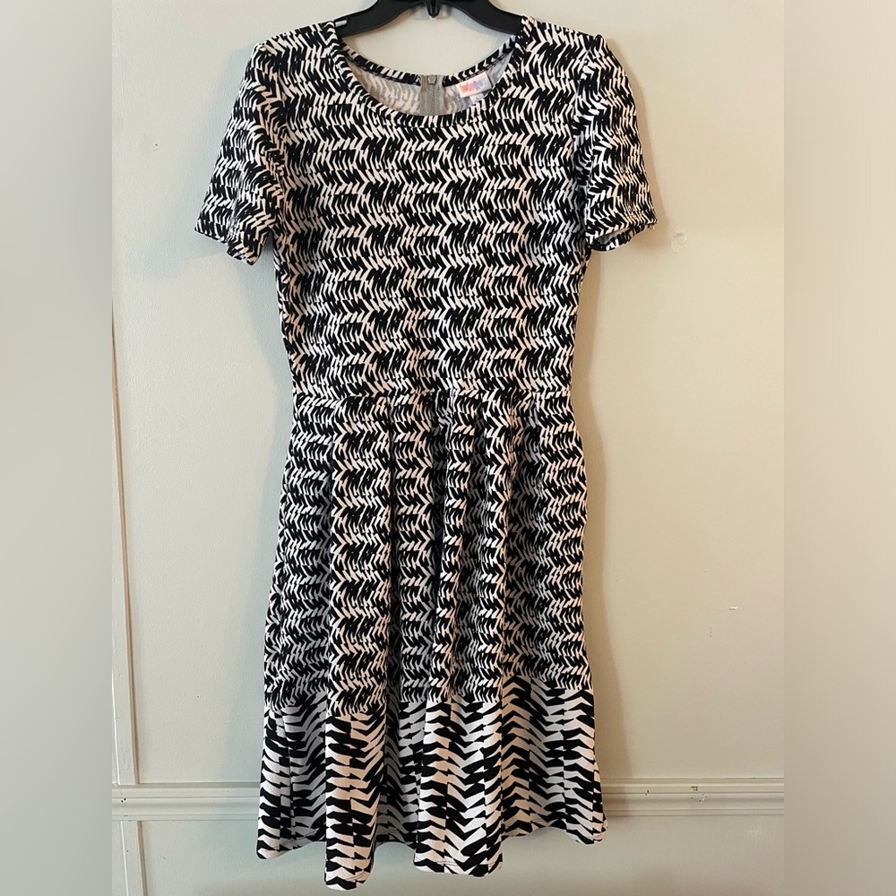 LuLaRoe Black and White Short Sleeve Fit-and-Flare Dress